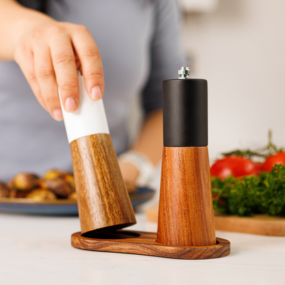 Black & White Salt Pepper Mill Set with Tray